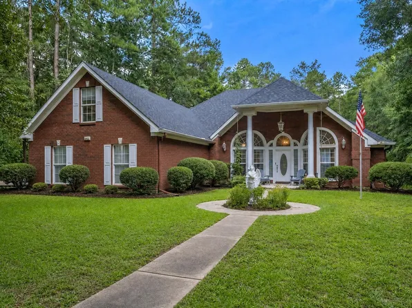 9531 Starhawk Dr, Tallahassee, FL 32309