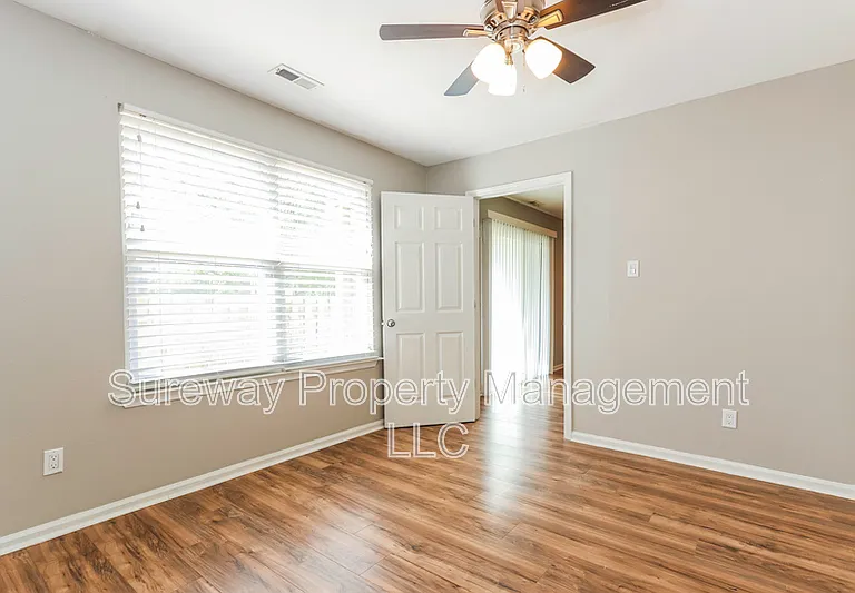 1091 Tristam Cir — Photo 9
