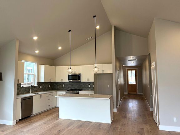 5th image of 20520 SE Dorset Pl #85