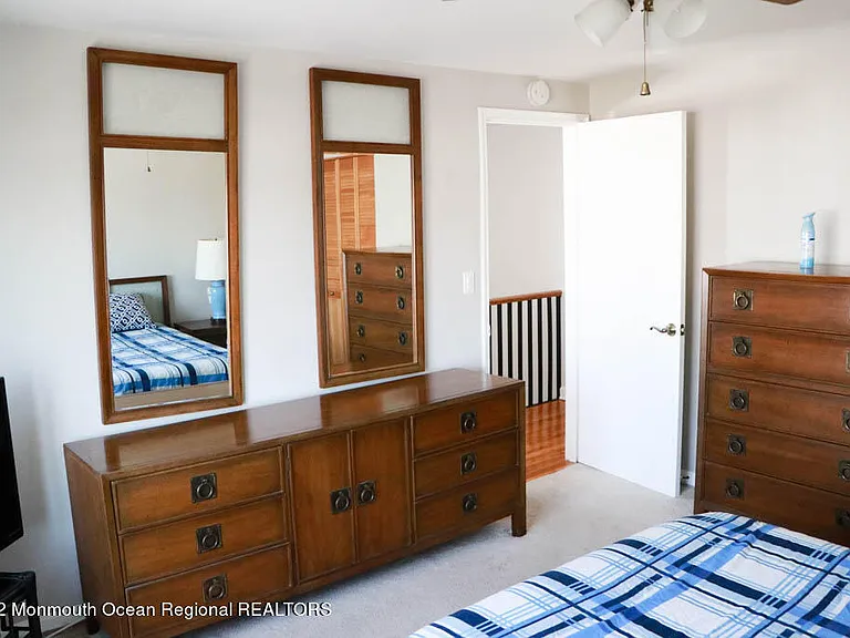 5 Vine Ct — Photo 16
