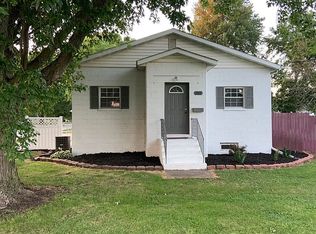1009 W Main St, Aledo, IL 61231