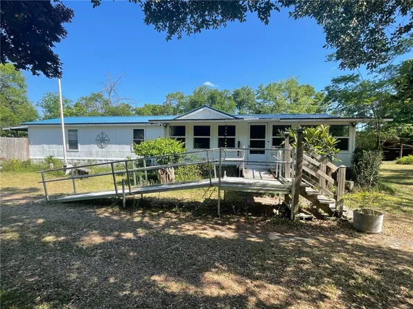 145 Payne Cir, Waynesville, GA 31566