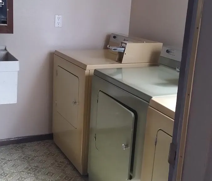 317 Palomas Dr NE — Photo 23