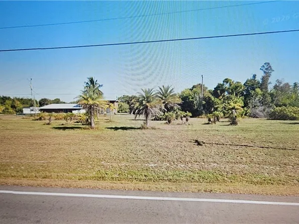 13790 Stringfellow Rd, Bokeelia, FL 33922