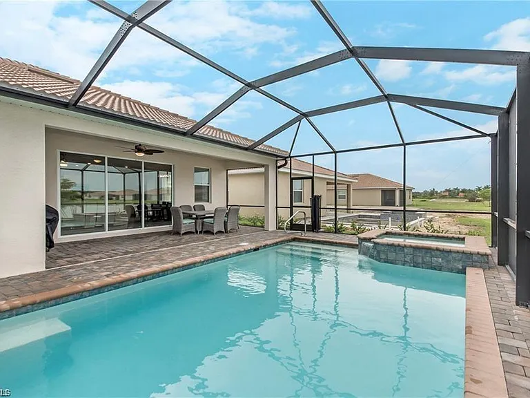 10284 Livorno Dr — Photo 18