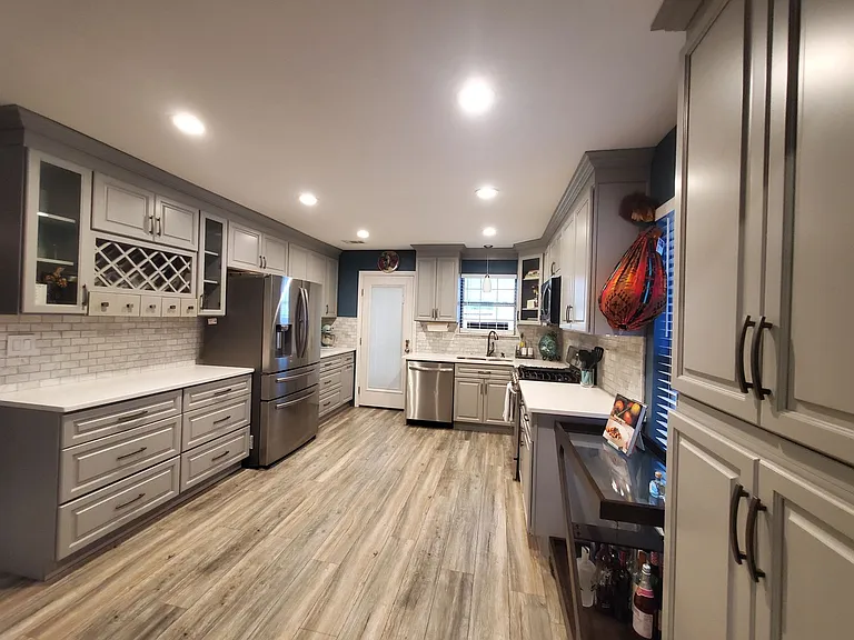 1350 Gates Dr SE — Photo 5