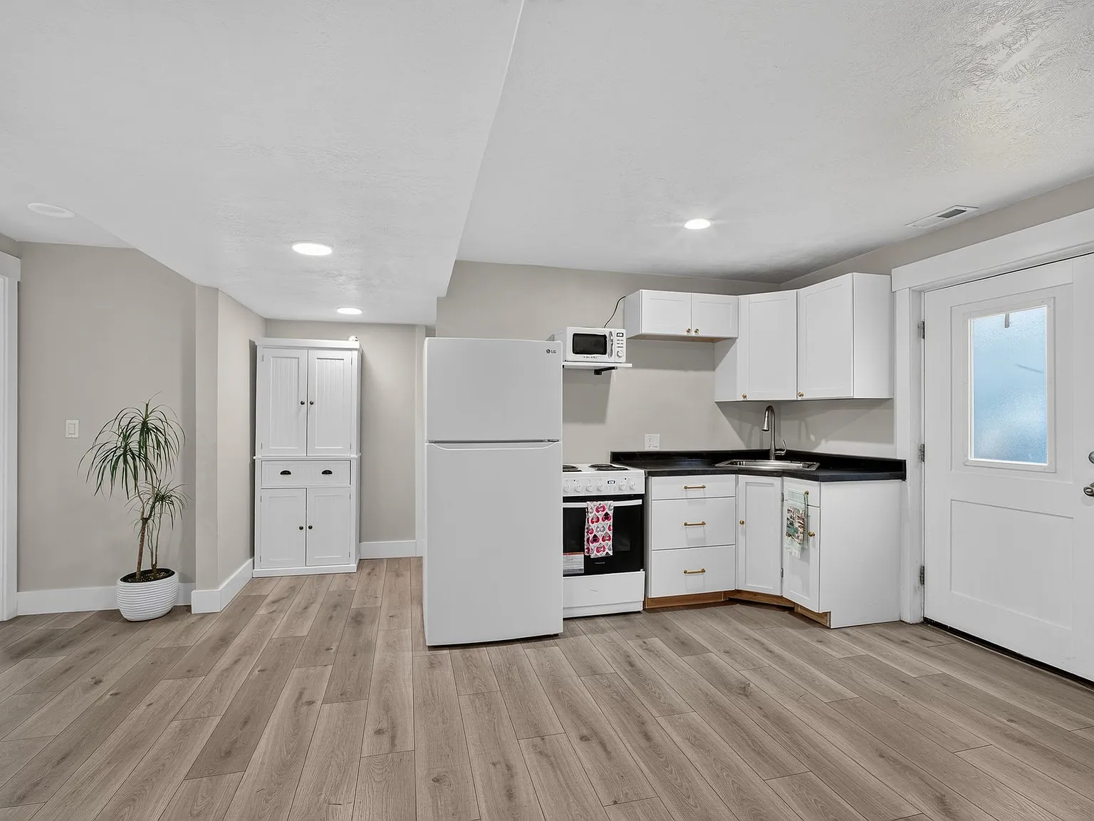 W Sugarcane Dr, South Jordan — Photo 1