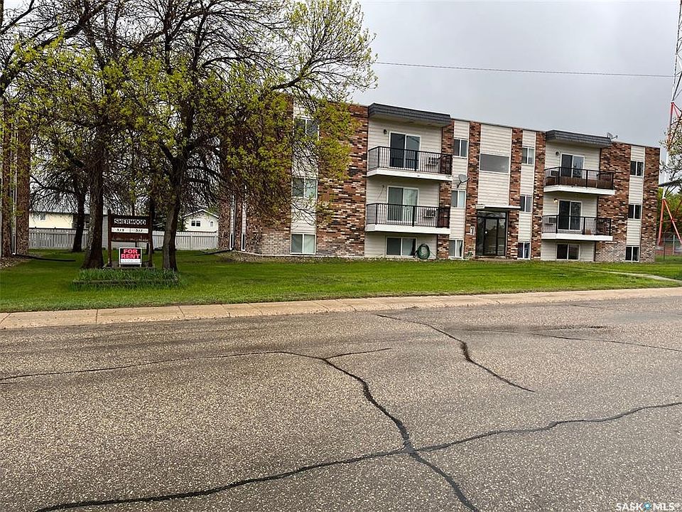 1st image of 319 8th AVENUE SW
