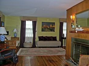 4th image of 3 Hillside Dr