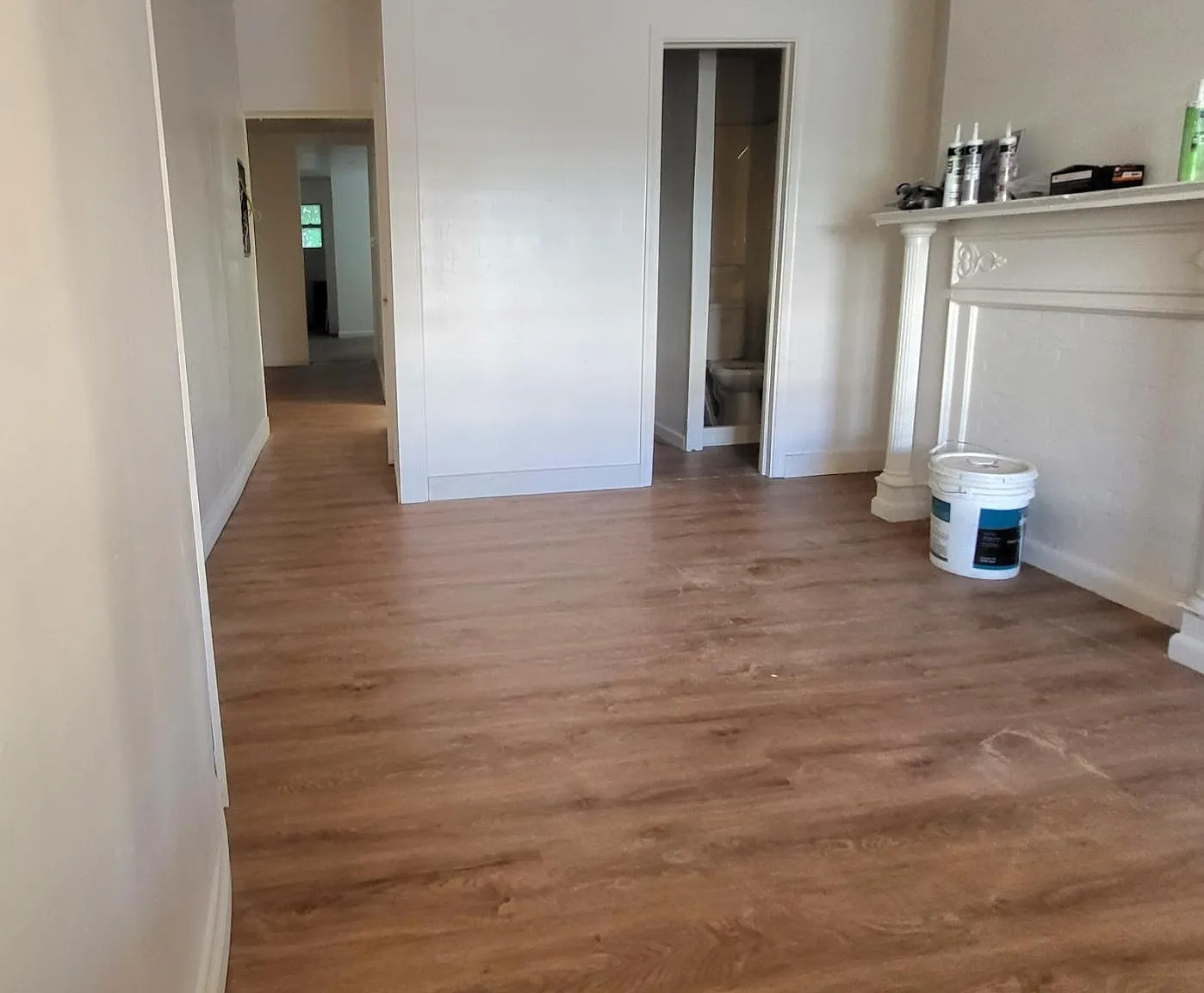 1 bed, 1.5 bath, 1100 sqft, $1,025 — Photo 3
