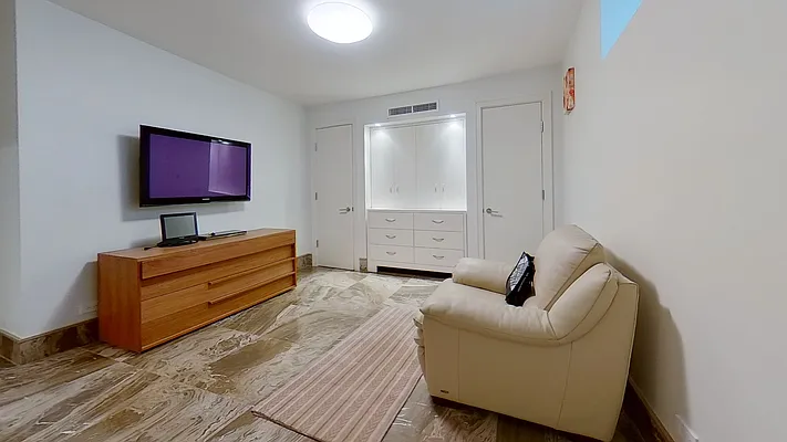 Sold by Bergen Basin Real Estate | media 32