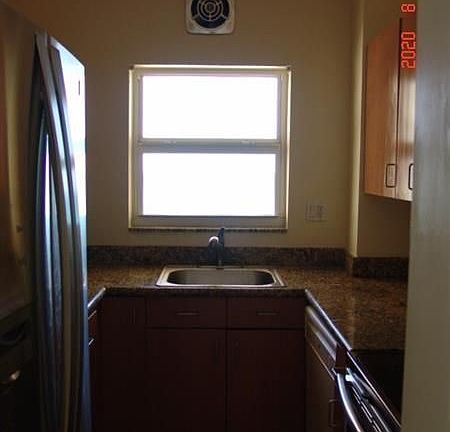 4th image of 4747 Collins Ave APT 1215