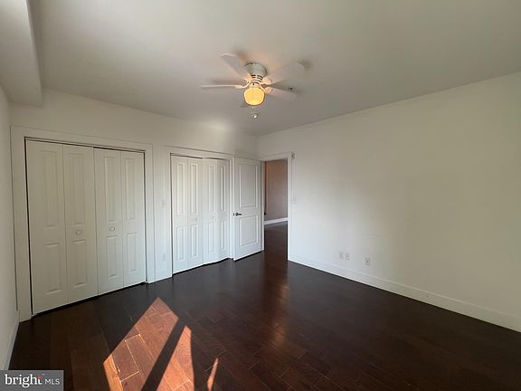 3rd image of 1637-39 Poplar St #6R