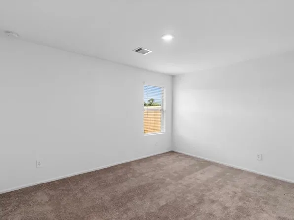 2430 Ridge Oak Dr, Conroe, TX