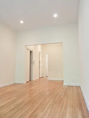 Rented by J & M Realty Services Corp (Management) | media 6