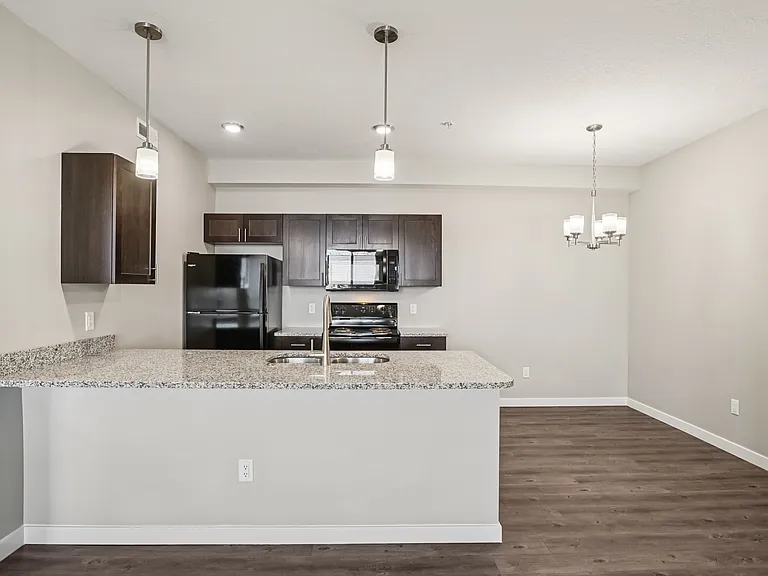 The Vue at Traverse Ridge — Photo 32