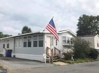 84 Willow Dr, Ephrata, PA 17522