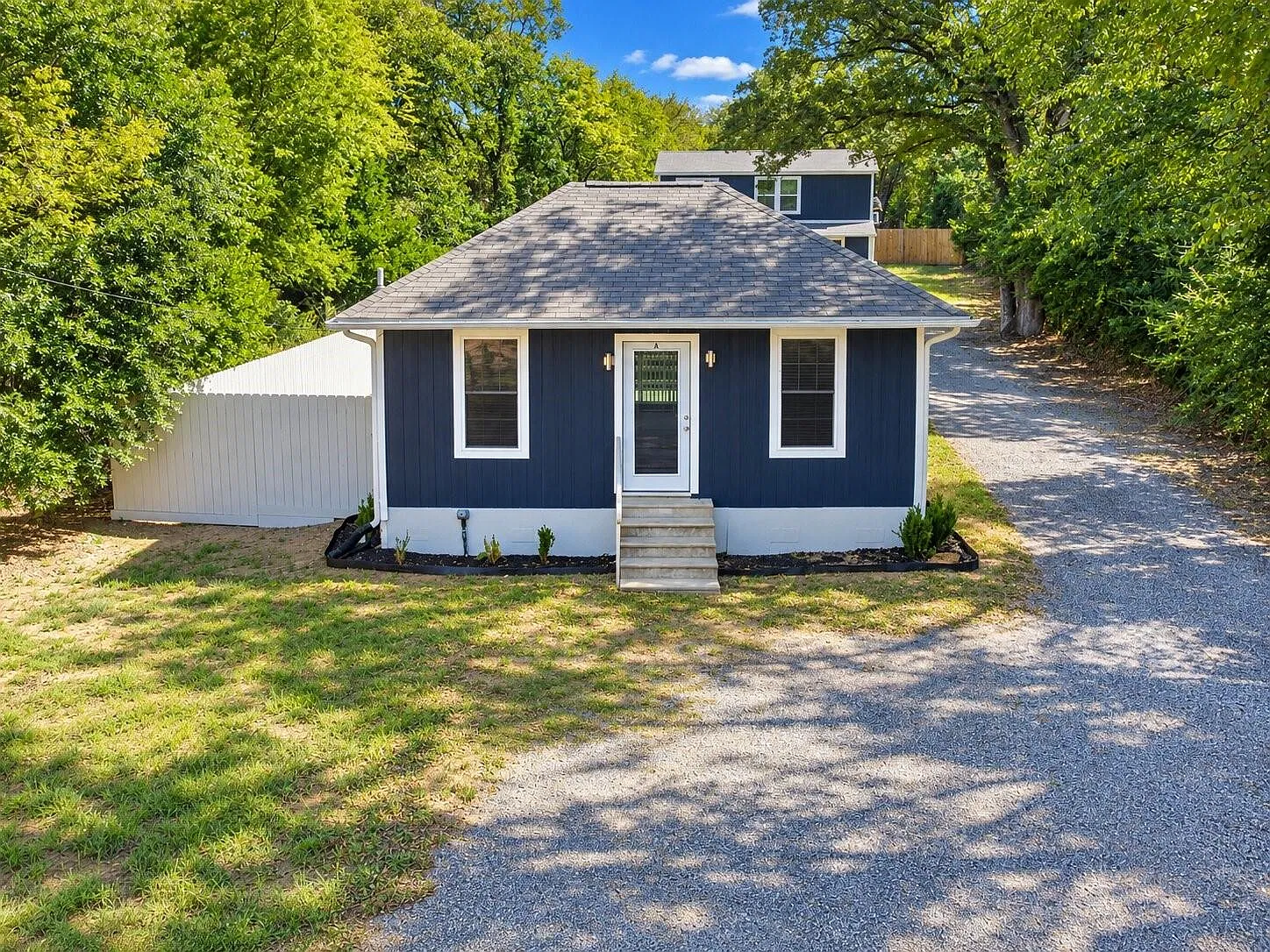 1 bed, 1.0 bath, 462 sqft, $950 — Photo 2