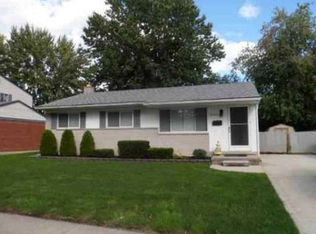 29810 Greater Mack Ave, Saint Clair Shores, MI 48082