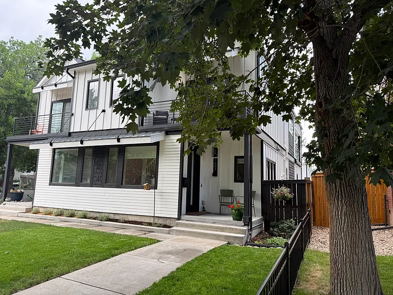 1603 Garfield St — Photo 1