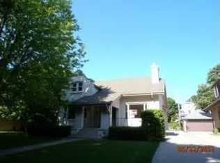 2031 N Hi Mount Blvd, Milwaukee, WI 53208