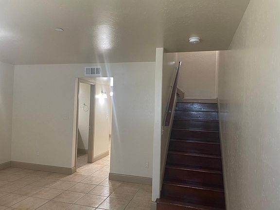 3rd image of 4827 E Lane Ave #104