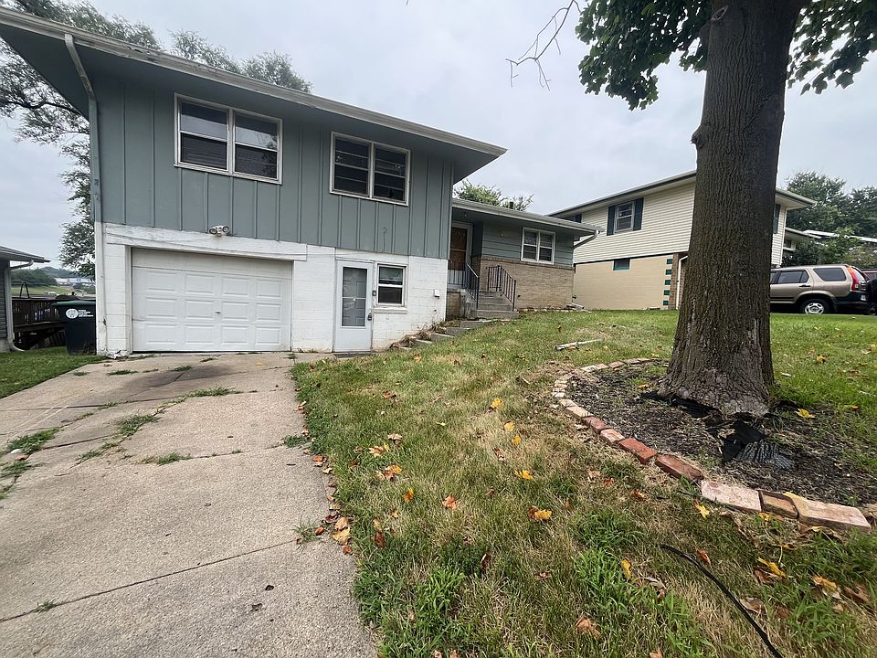 1st image of 4902 Ruggles St