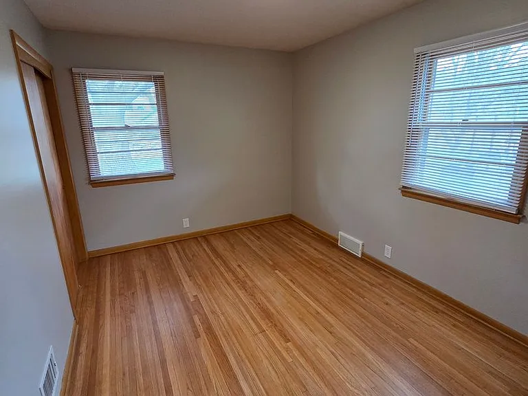 4844 Hickory St — Photo 7