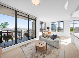 788 Richards St #2601, Vancouver, BC