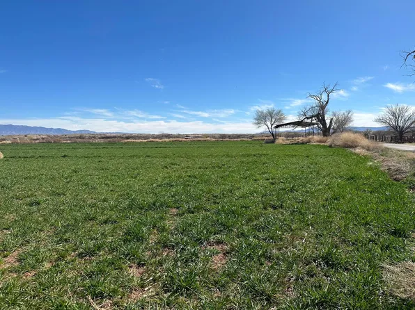 68 Jaramillo Loop, Veguita, NM 87062