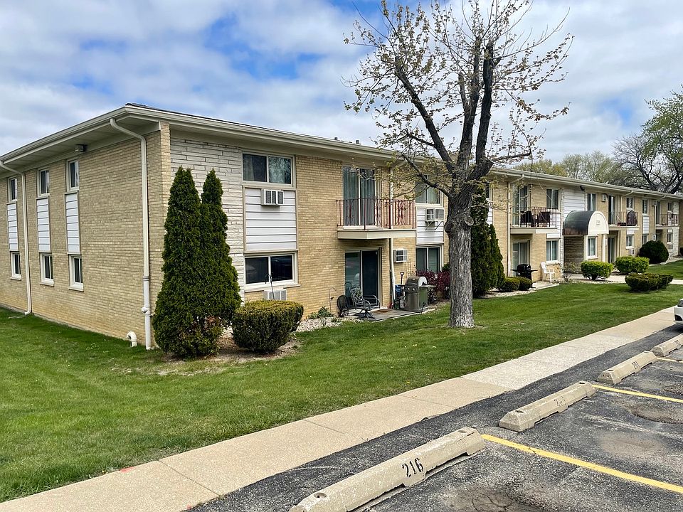 1st image of 550 Chase Dr APT 9