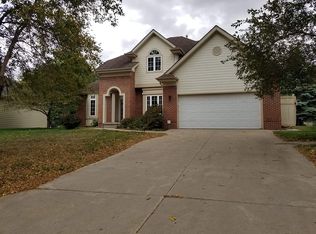 482 Inverness Trl, Dakota Dunes, SD 57049