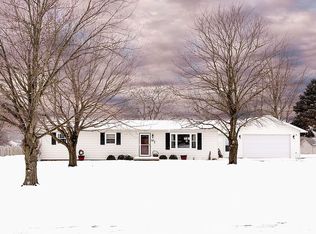 701 W Masonic St, Edinburg, IL 62531