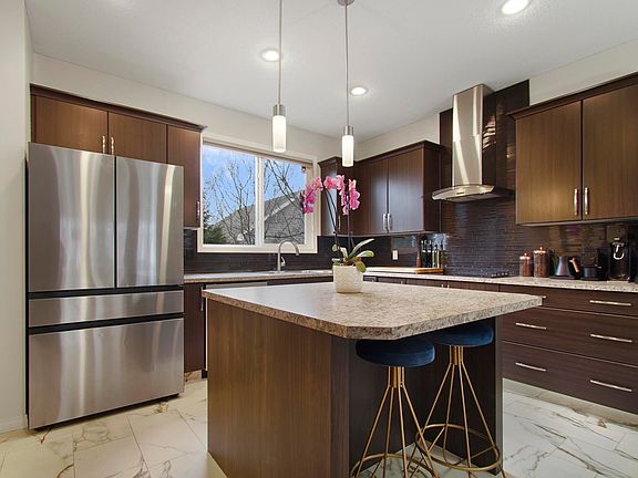 3rd image of 2028 74th St SW