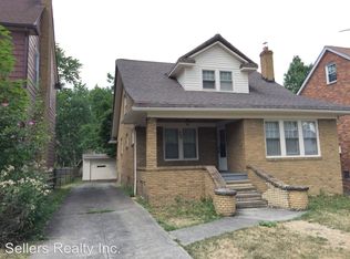 936 Keystone Dr, Cleveland Heights, OH