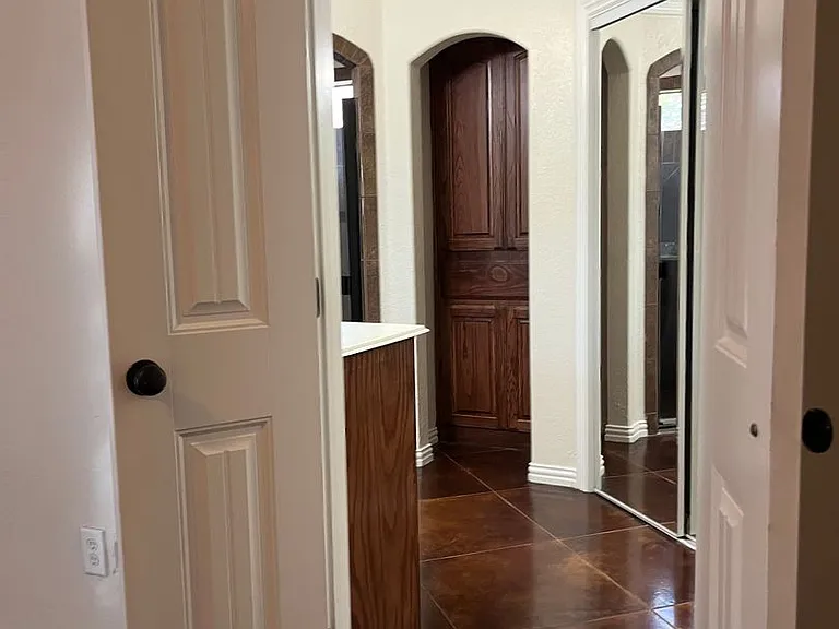 330 Jade Ln — Photo 11