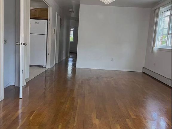 3rd image of 6134 160th St #1