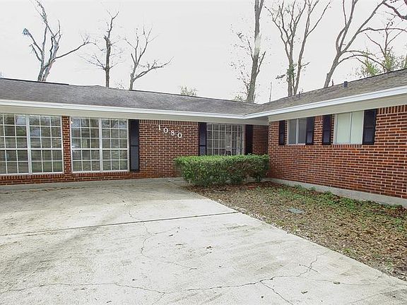 2nd image of 1080 Peyton Dr