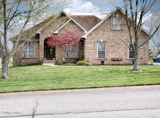 62 Benjamin Blvd, Fisherville, KY 40023