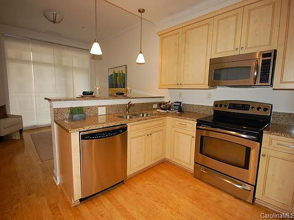 4th image of 230 S Tryon St Unit 303