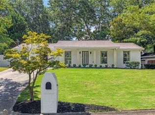 317 Crestview Cir, Roswell, GA 30075