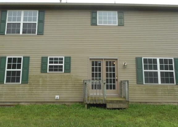 3rd image of 1420 Royal Lake Dr