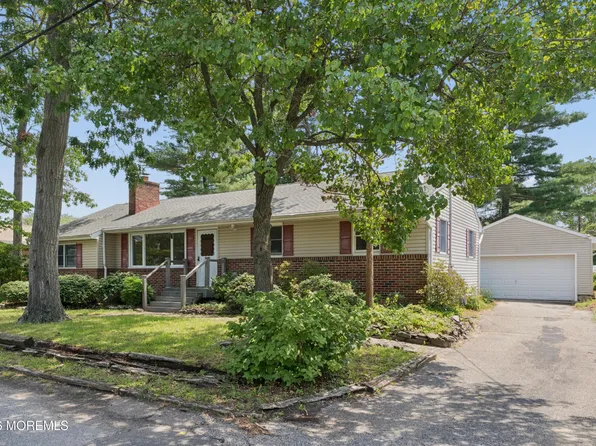 509 Ship Avenue, Beachwood, NJ 08722