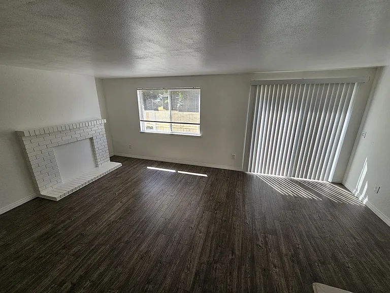 224 Little St SE #1 — Photo 12