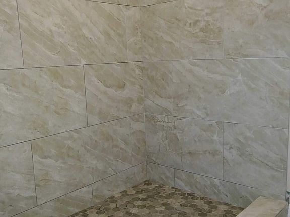 5th image of 645 SW Veronica Ave