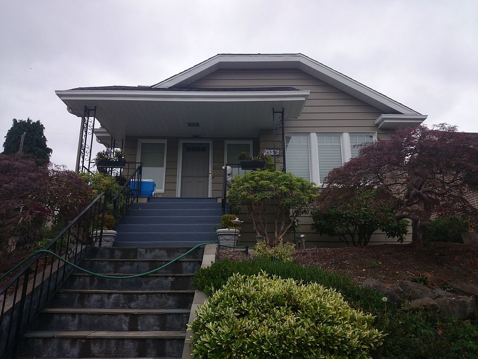 2nd image of 5558 30th Ave NE