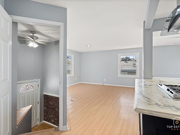 2nd image of 38 Clover Dr