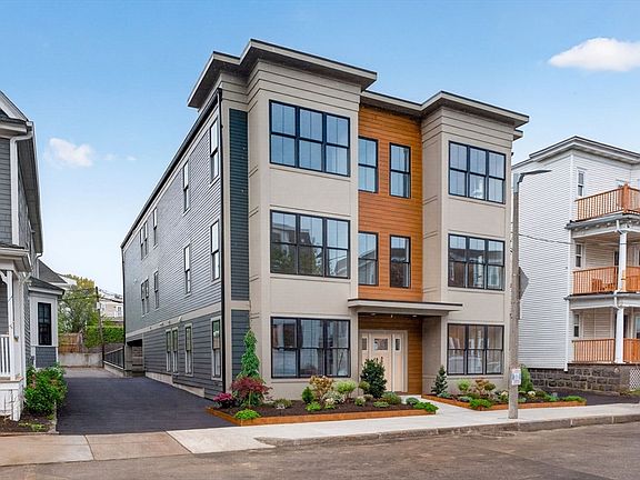 3rd image of 54 Dorset St #4