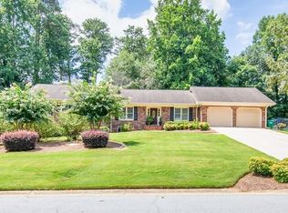 793 Lions Trl, Stone Mountain, GA 30087