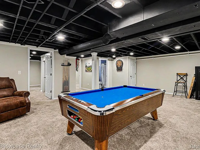 2572 Ridge Rd — Photo 18